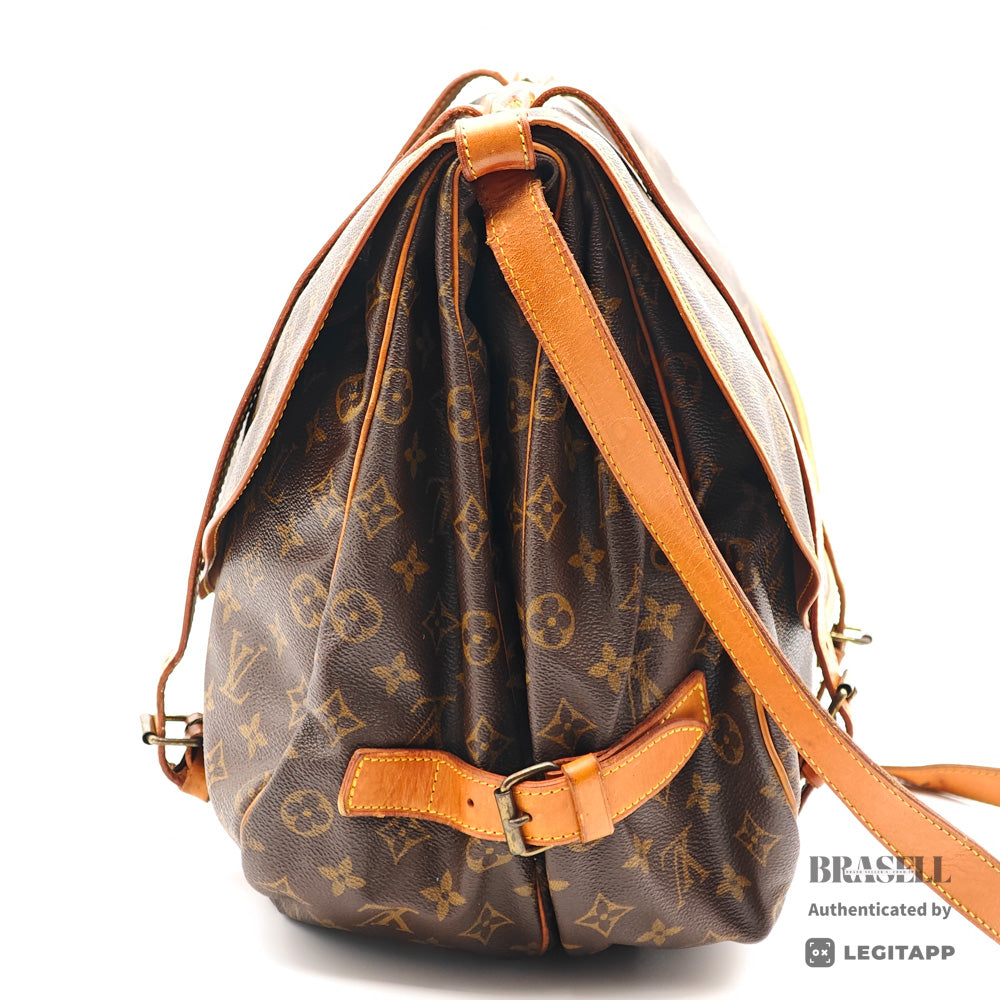 LOUIS VUITTON Saumur 43 Monogram Canvas Brown Crossbody Bag 【ImportFeeFREE】