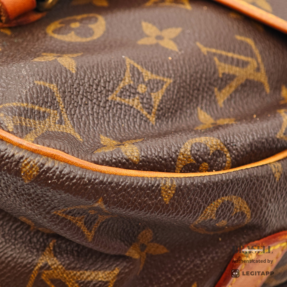 LOUIS VUITTON Saumur 43 Monogram Canvas Brown Crossbody Bag 【ImportFeeFREE】