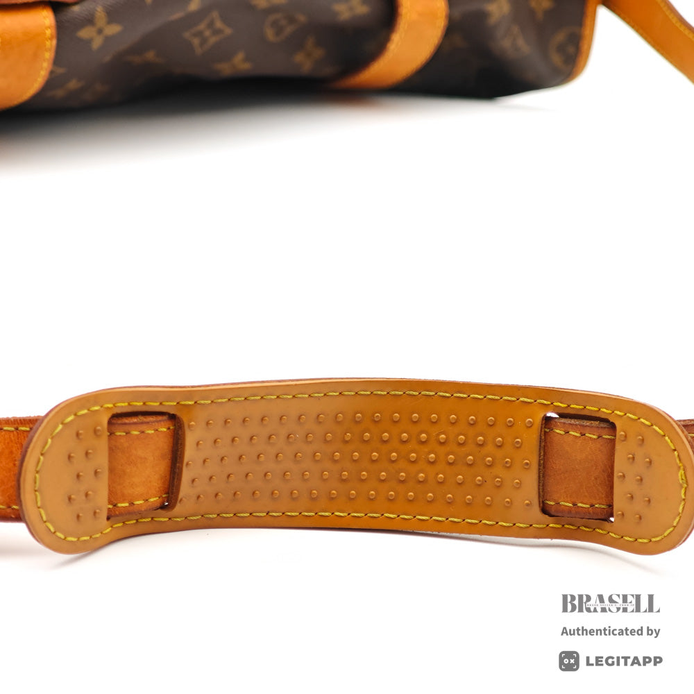 LOUIS VUITTON Saumur 43 Monogram Canvas Brown Crossbody Bag 【ImportFeeFREE】