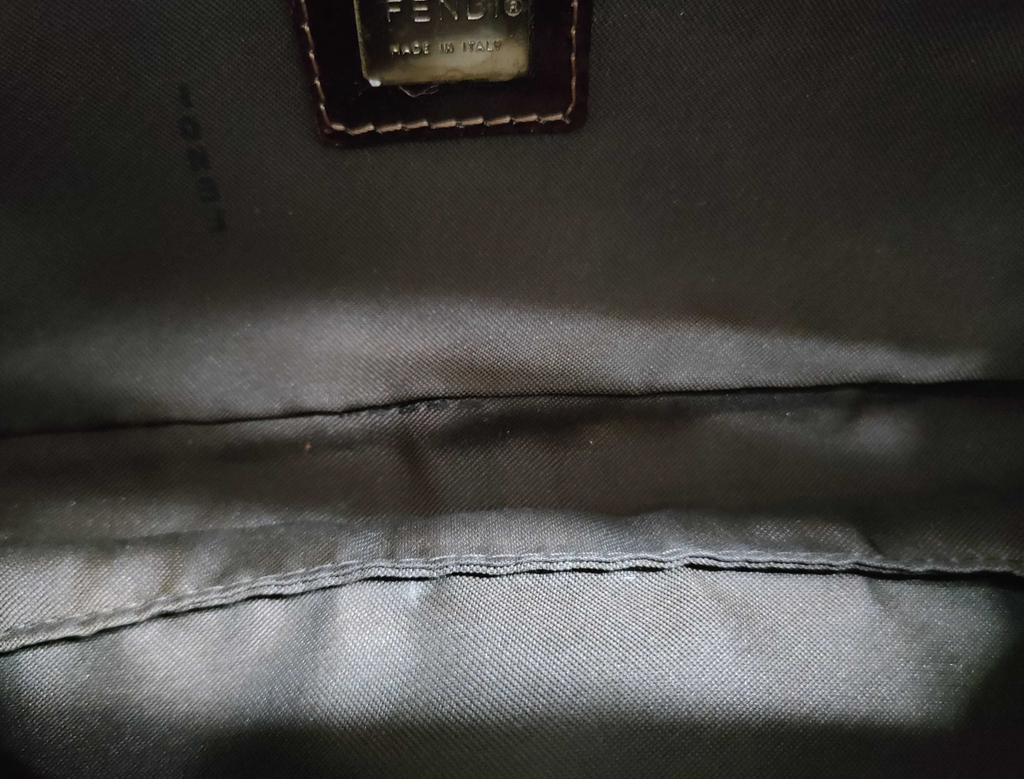 Fendi manmabucket lightbrown shoulder