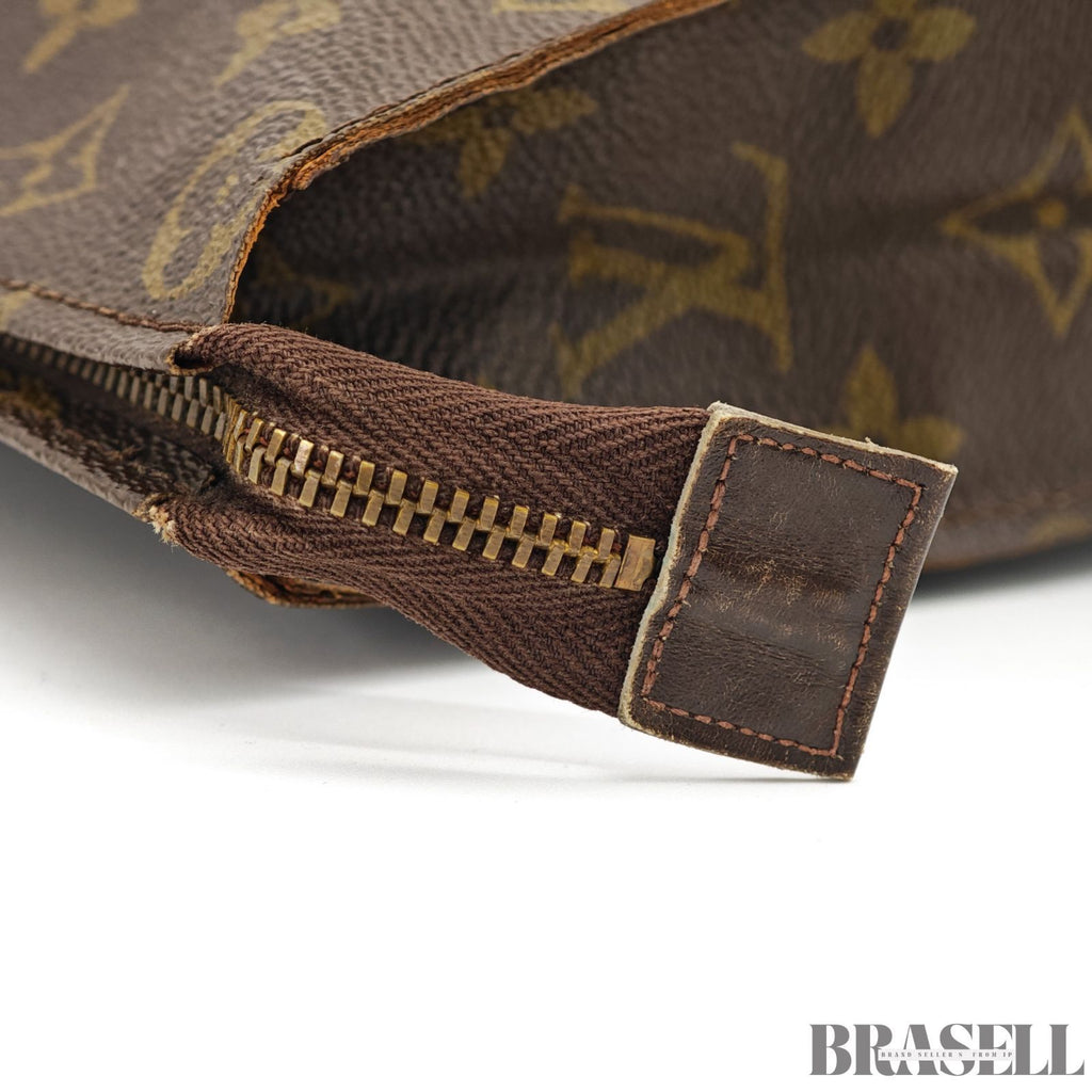 LOUIS VUITTON Monogram Pochette Toilette 26 M47542 Clutch Pouch【ImportFeeFREE】