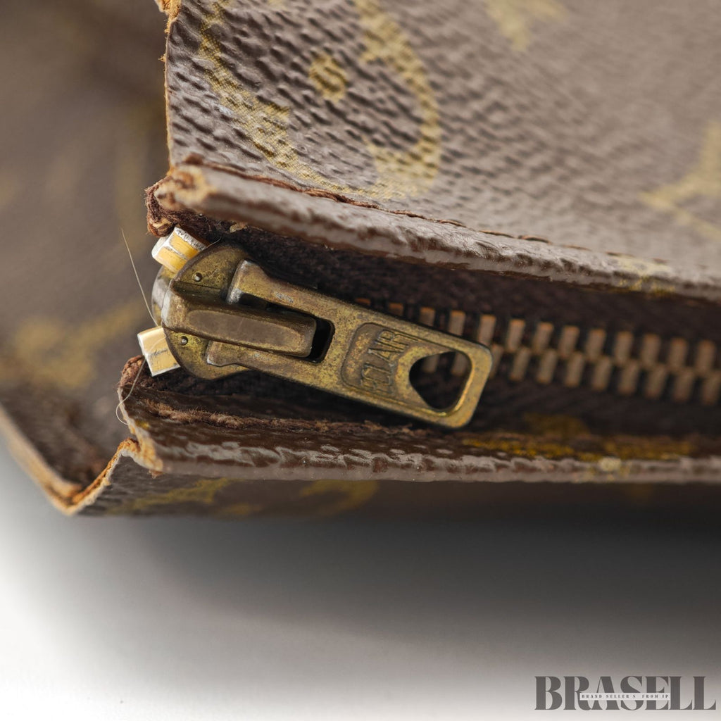 LOUIS VUITTON Monogram Pochette Toilette 26 M47542 Clutch Pouch【ImportFeeFREE】