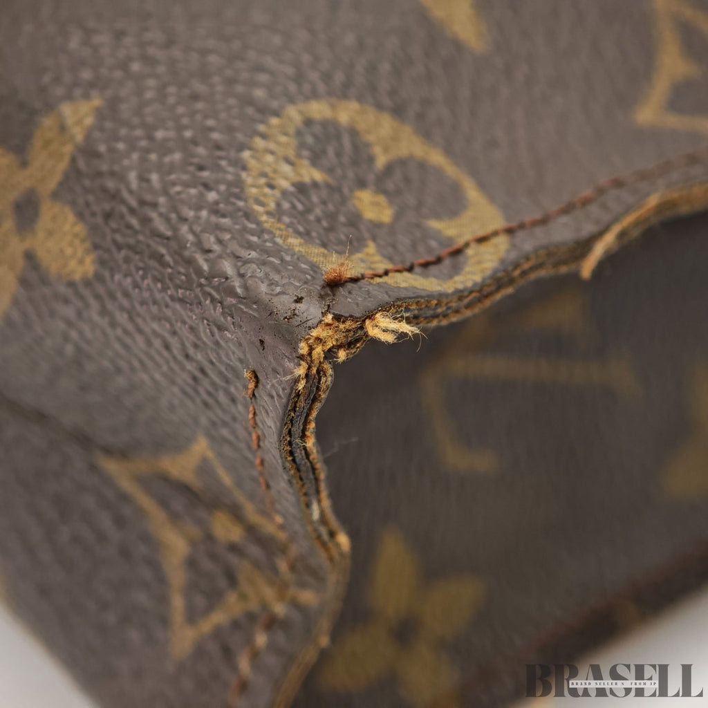 LOUIS VUITTON Pochette Toilette 26 Monogram M47542 Clutch Pouch【ImportFeeFREE】