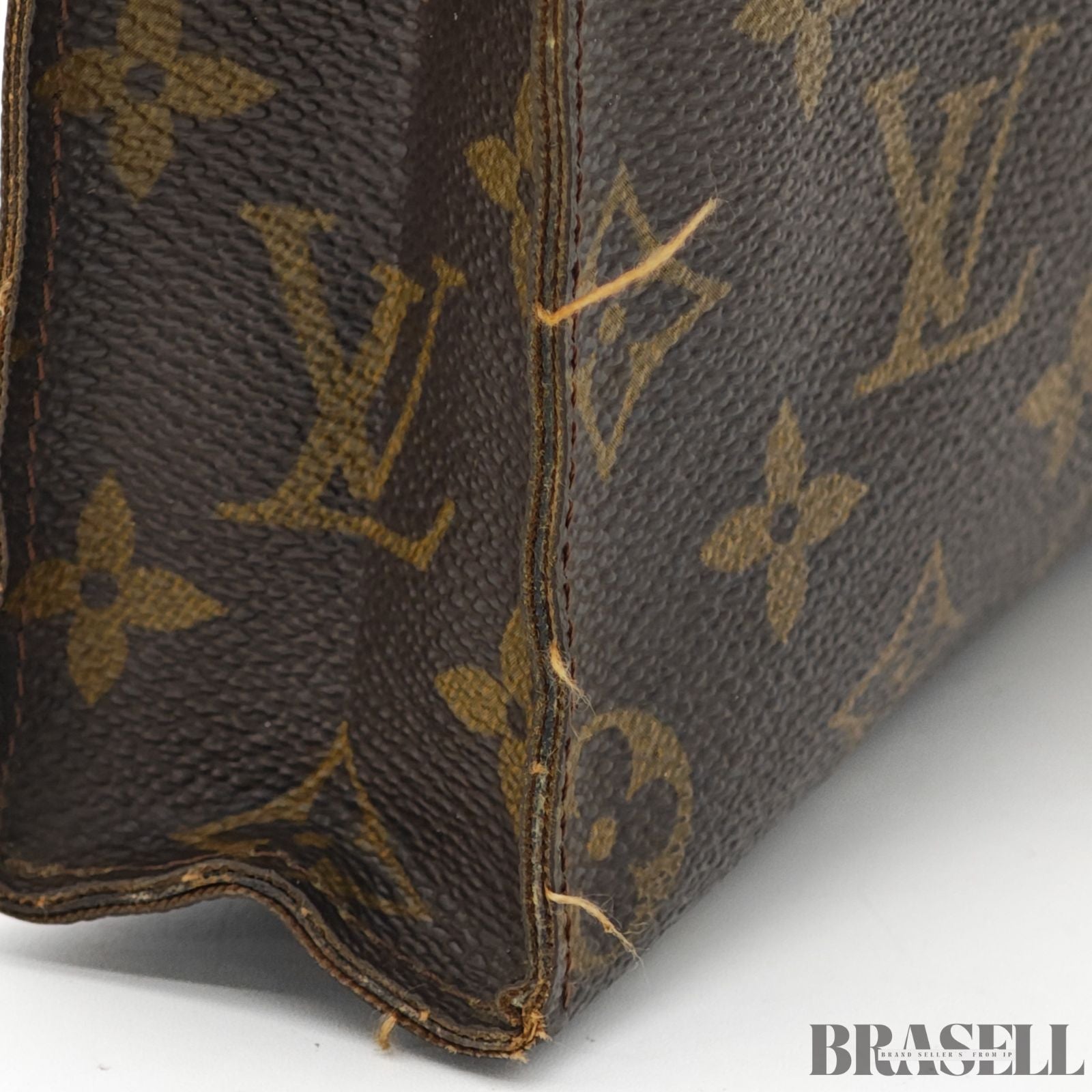 LOUIS VUITTON Pochette Toilette 26 Monogram M47542 Clutch Pouch【ImportFeeFREE】