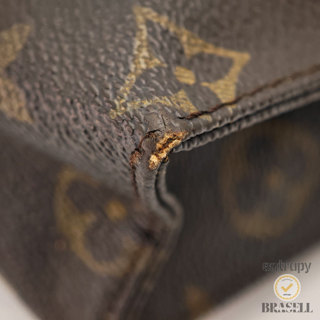 LOUIS VUITTON Poche Toilette 26 M47542 Clutch Bag Monogram 【ImportFeeFREE】