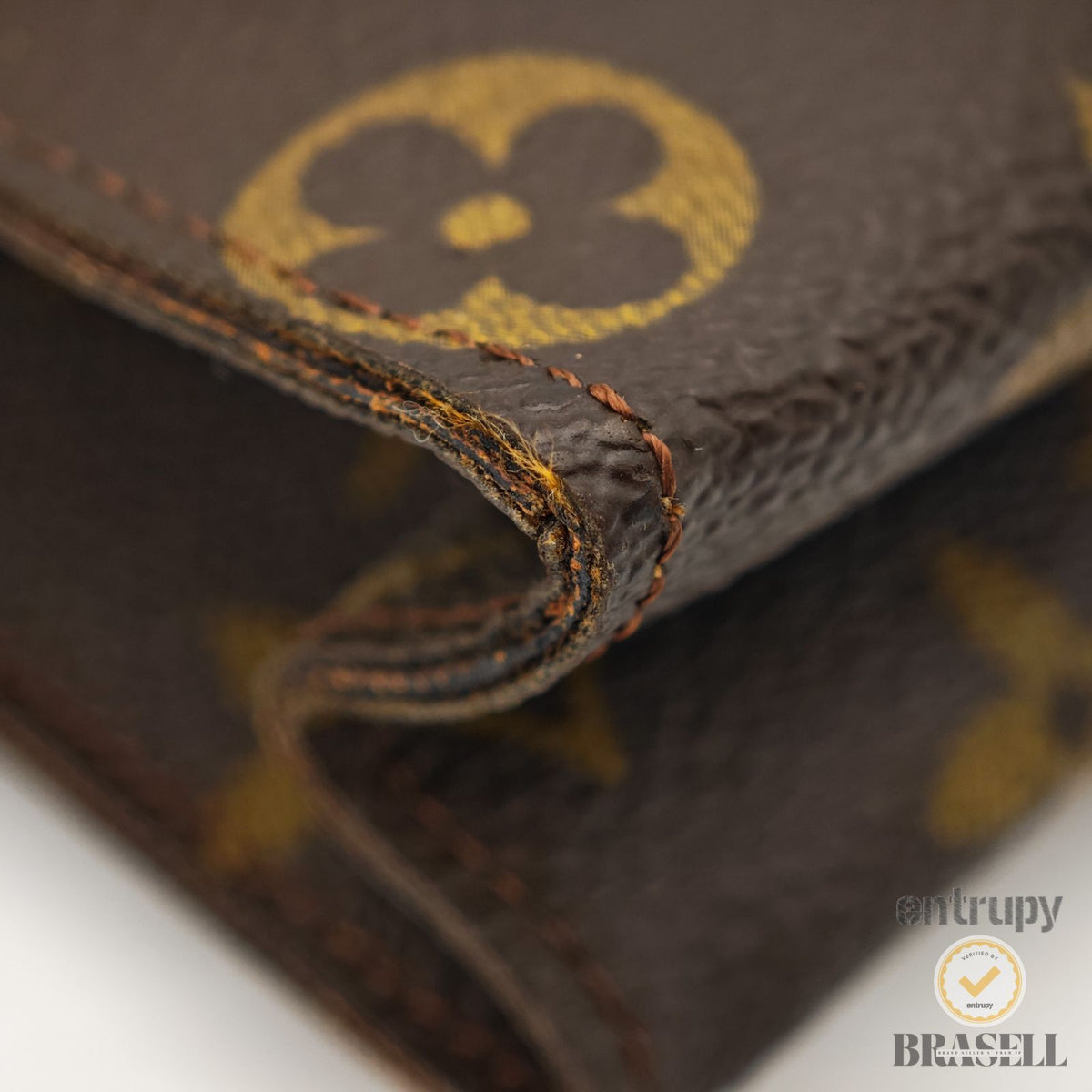 LOUIS VUITTON Poche Toilette 26 M47542 Clutch Bag Monogram BN 【ImportFeeFREE】