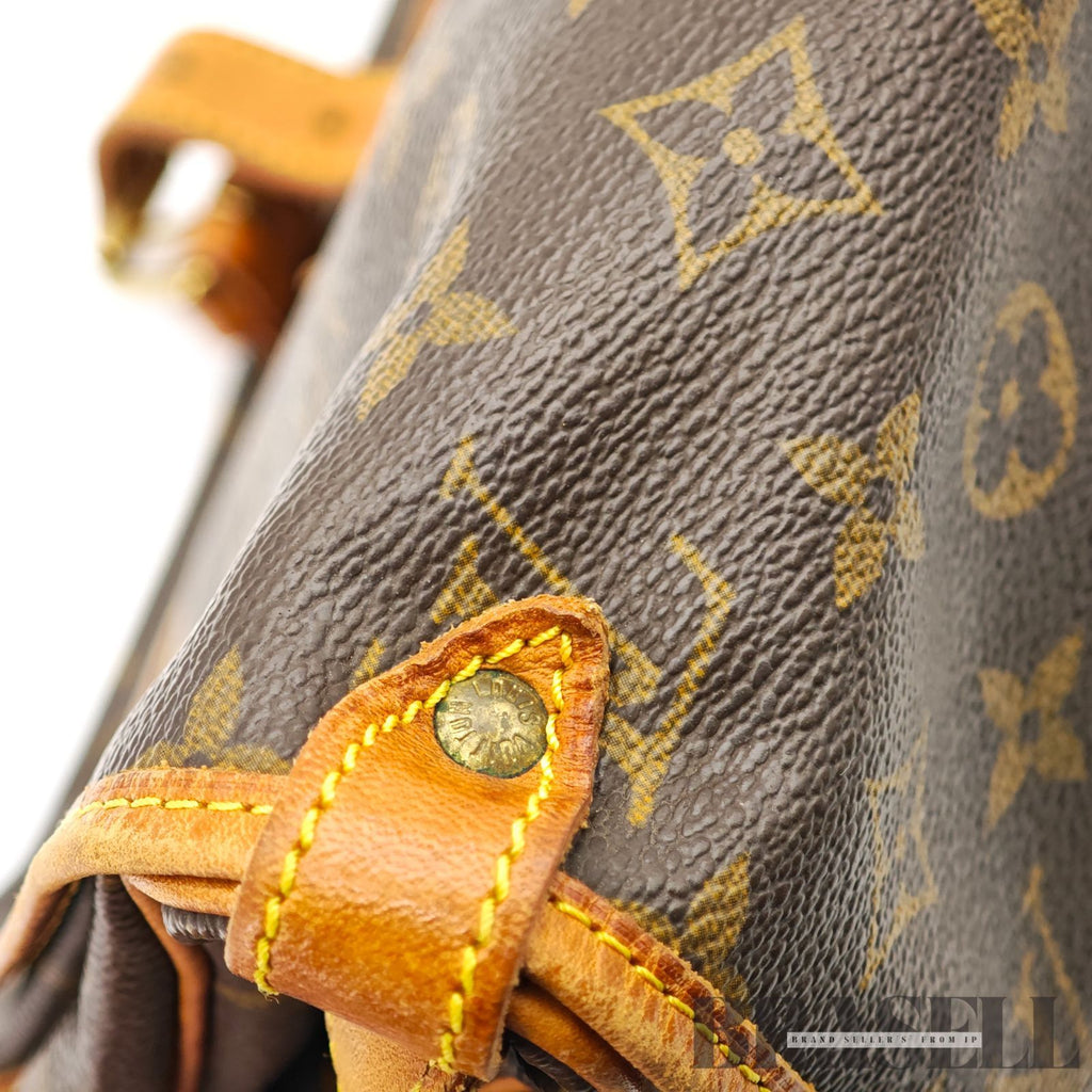 LOUIS VUITTON Monogram Saumur 30 M42256 Shoulder Bag Flap Bag 【ImportFeeFREE】