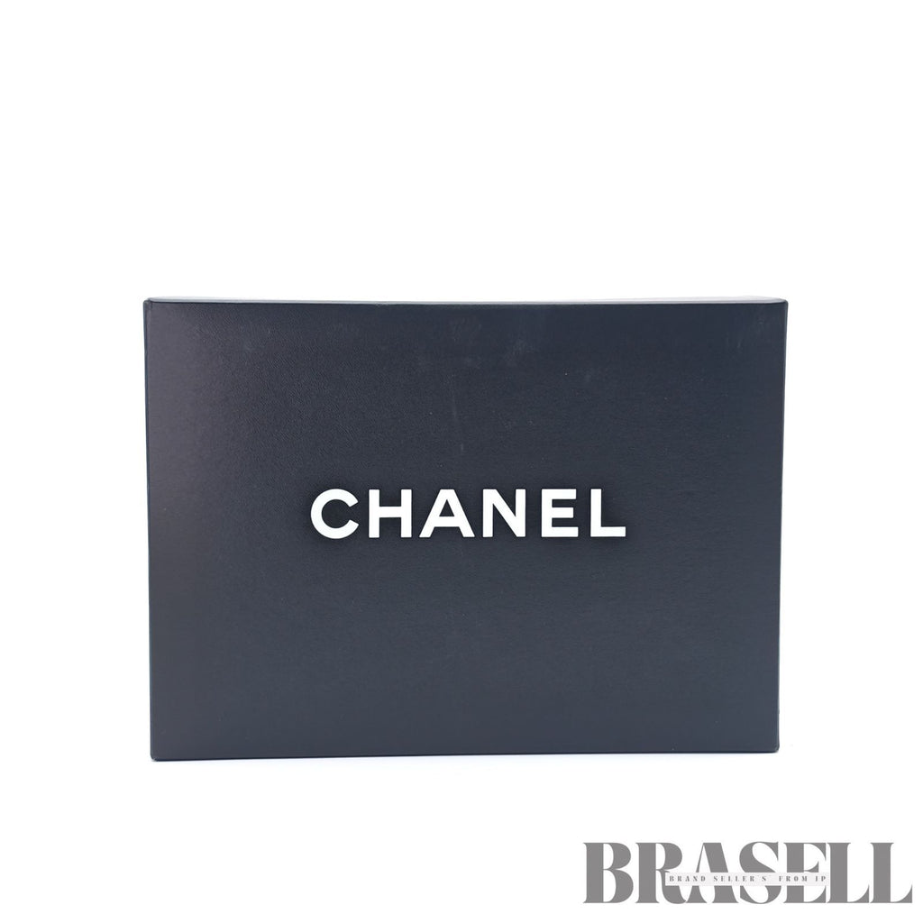 CHANEL Matelasse Waist Bag Bum Bag Mini Bag Lambskin White 【ImportFeeFREE】