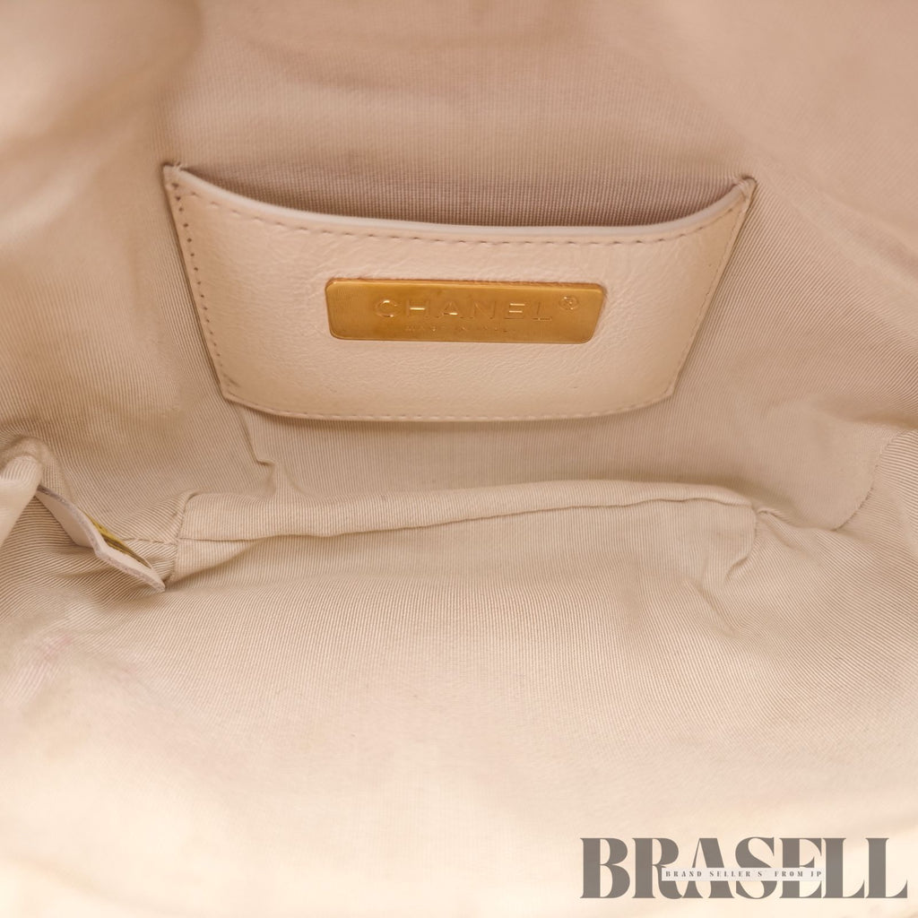 CHANEL Matelasse Waist Bag Bum Bag Mini Bag Lambskin White 【ImportFeeFREE】