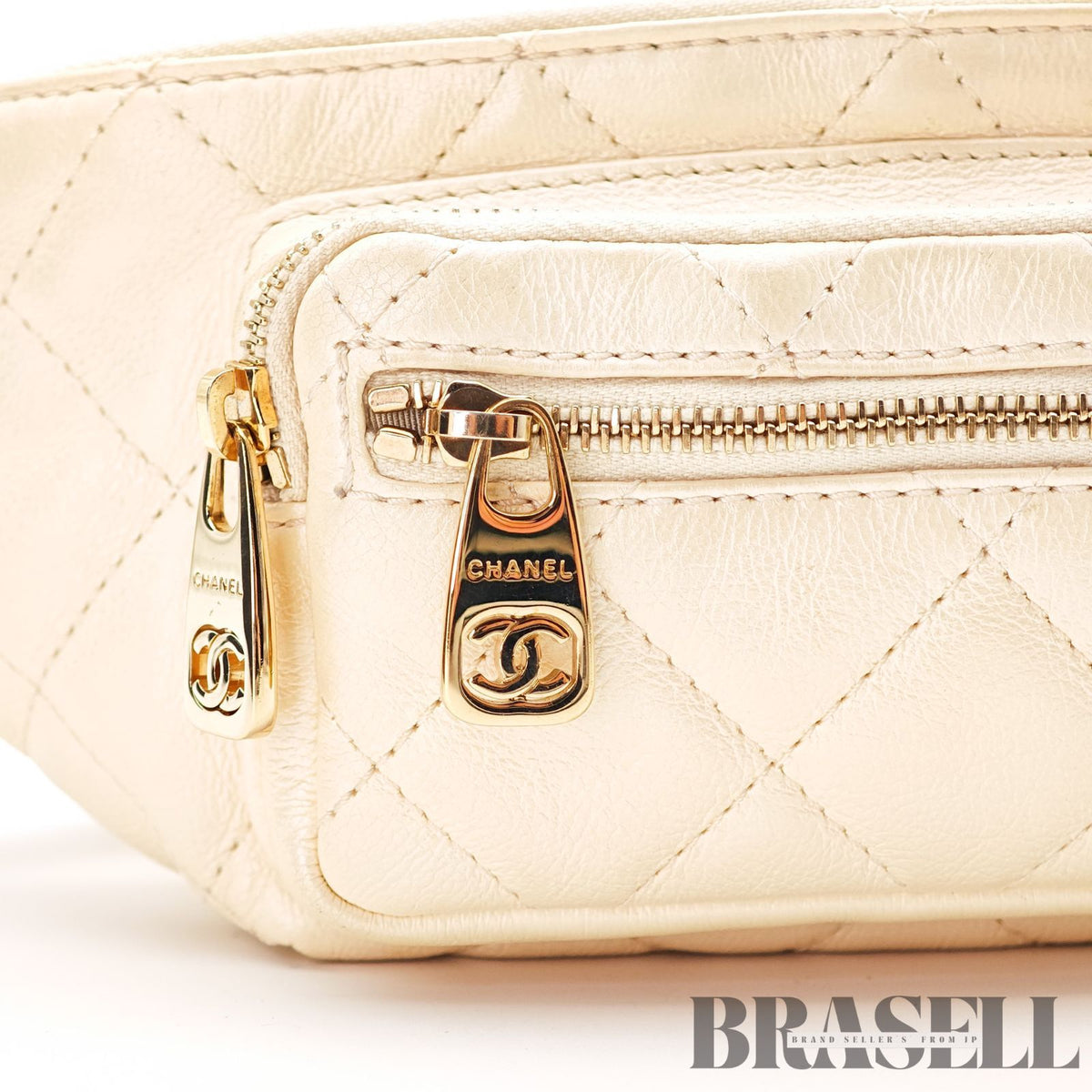 CHANEL Matelasse Waist Bag Bum Bag Mini Bag Lambskin White 【ImportFeeFREE】