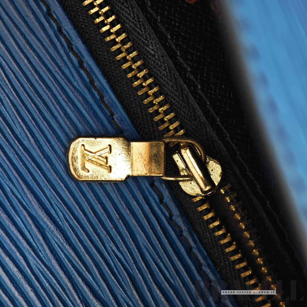 LOUIS VUITTON Saint Cloud GM M52195 Shoulder Bag Epi Leather 【ImportFeeFREE】