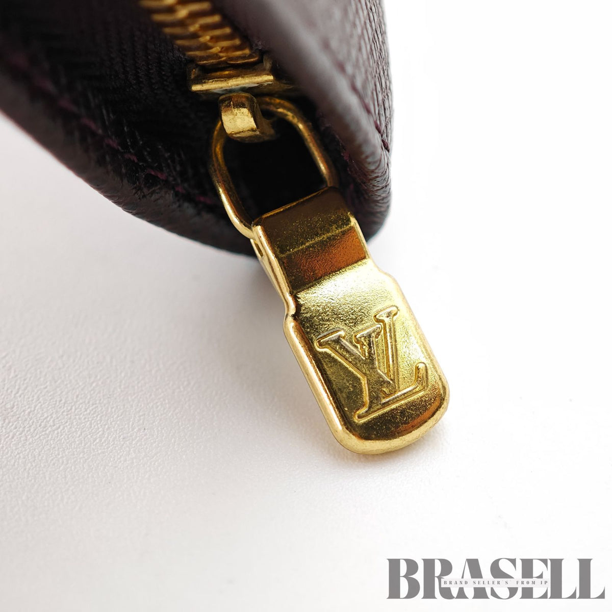 LOUIS VUITTON Porte Bie Monnaie Zip M30672 Taiga 【ImportFeeFREE】