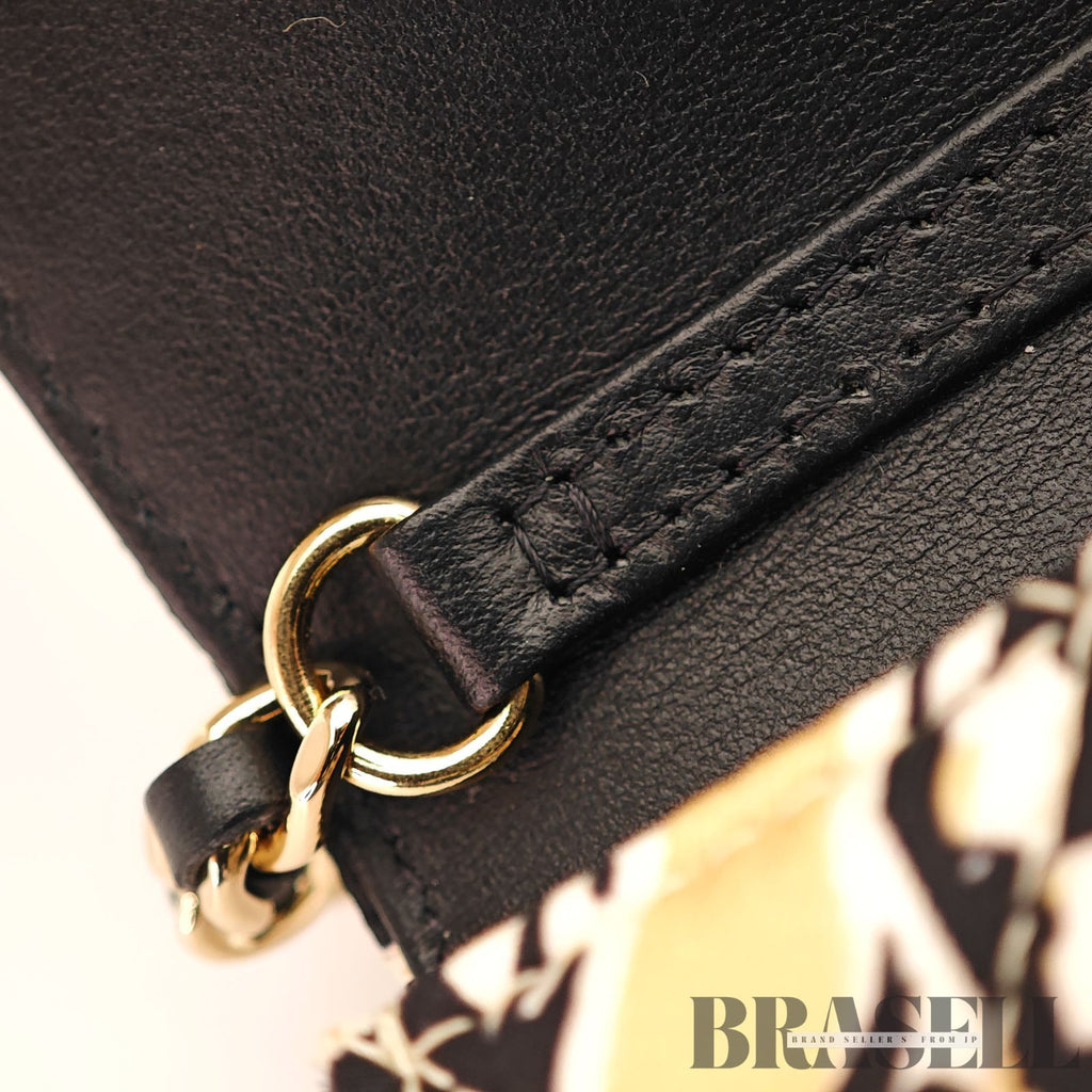 CHANEL CC Quilted Mini Chain Shoulder Bag Beige Graphic Print 【ImportFeeFREE】