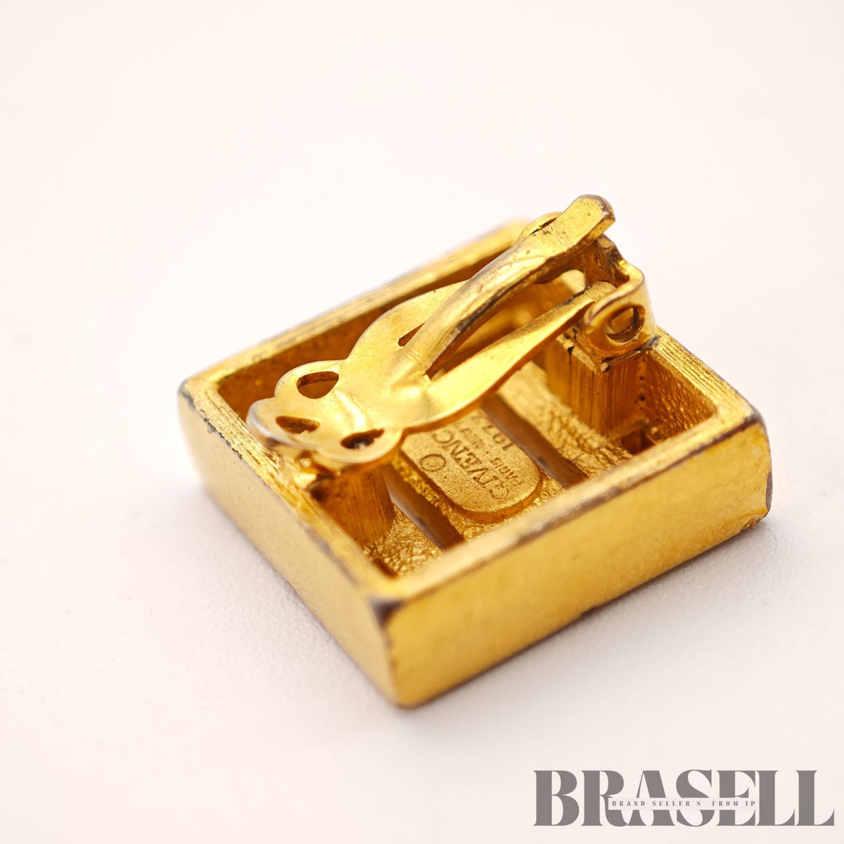 Givenchy Gold Tone Clip-On Earrings Vintage Fashion Jewelry【ImportFeeFREE】