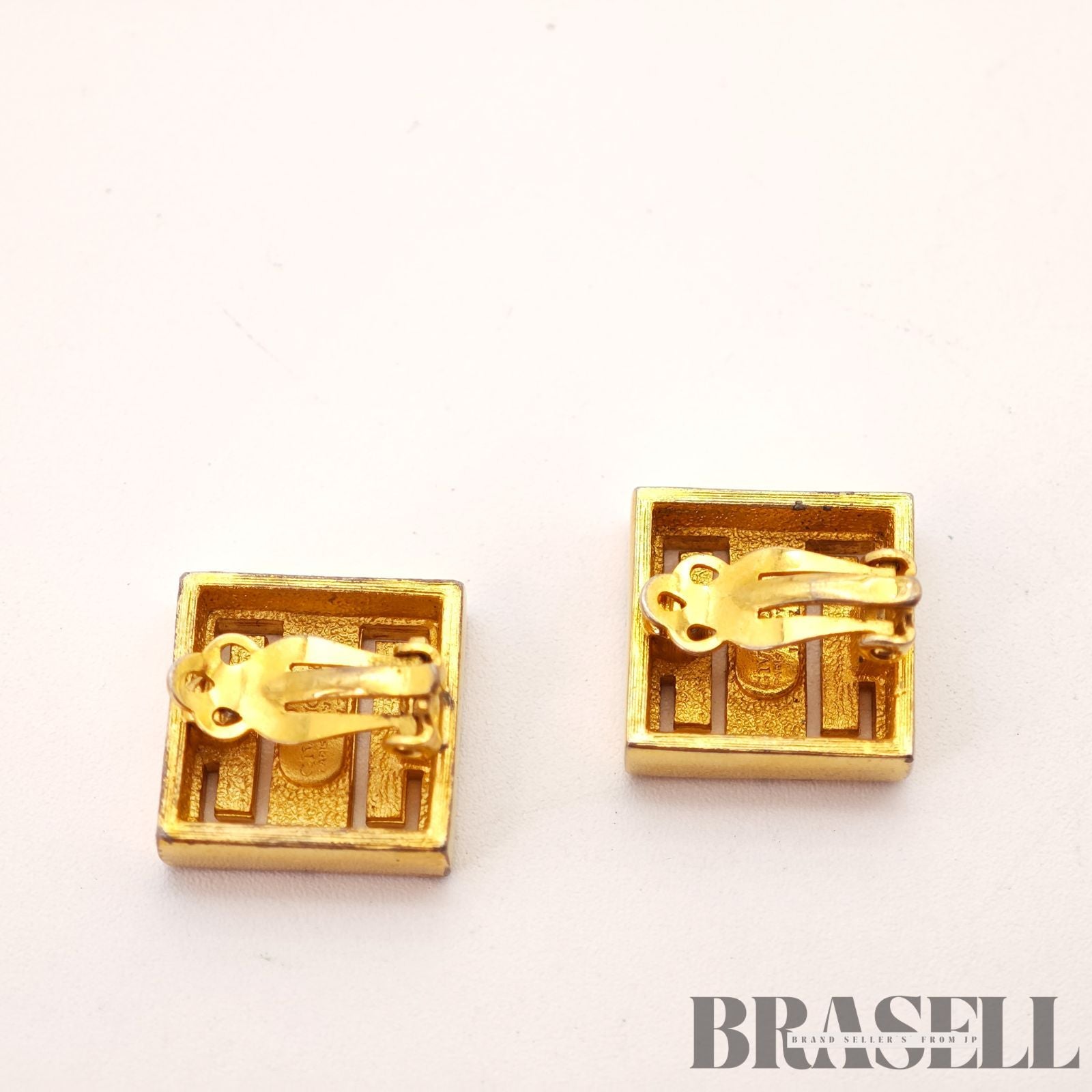 Givenchy Gold Tone Clip-On Earrings Vintage Fashion Jewelry【ImportFeeFREE】