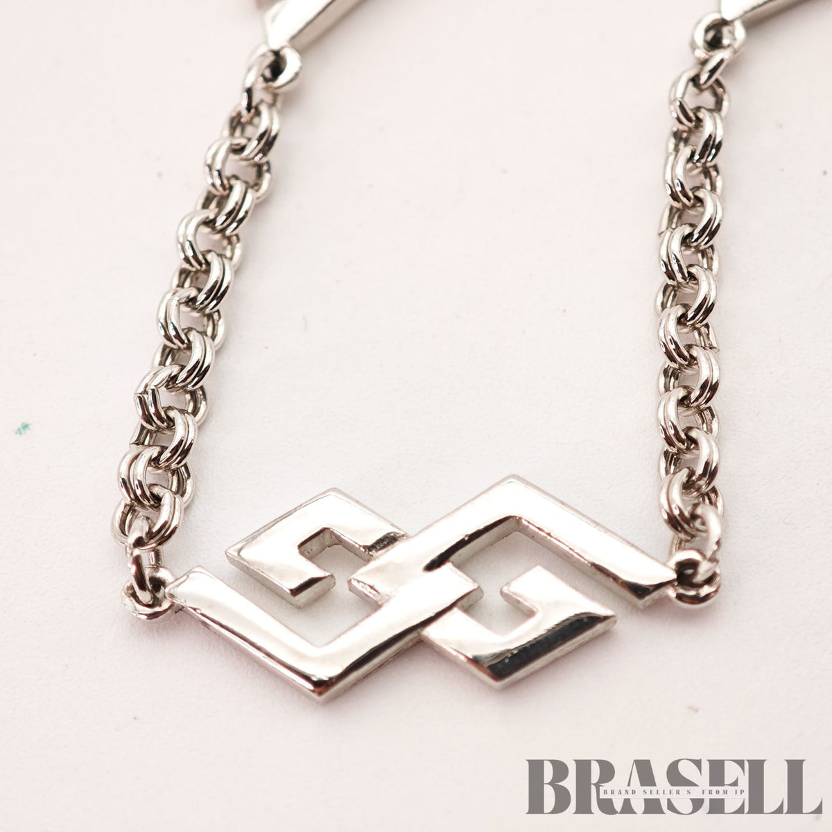Givenchy G Logo Necklace Silver Tone Women's Vintage Necklace【ImportFeeFREE】