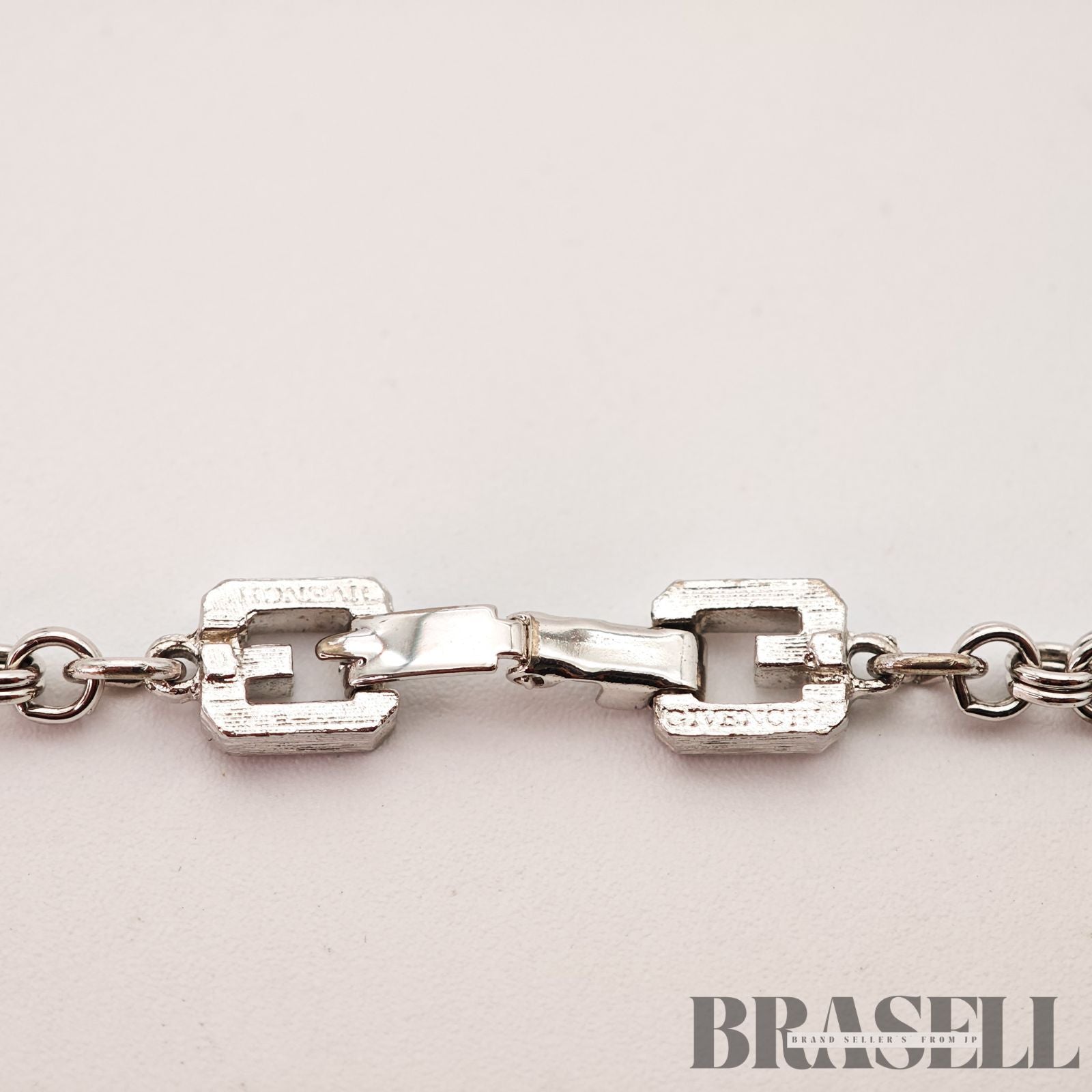 Givenchy G Logo Necklace Silver Tone Women's Vintage Necklace【ImportFeeFREE】