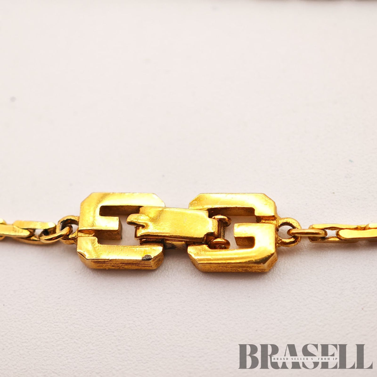 Givenchy Long Chain Gold Tone Necklace 30.1in Women's Fashion【ImportFeeFREE】