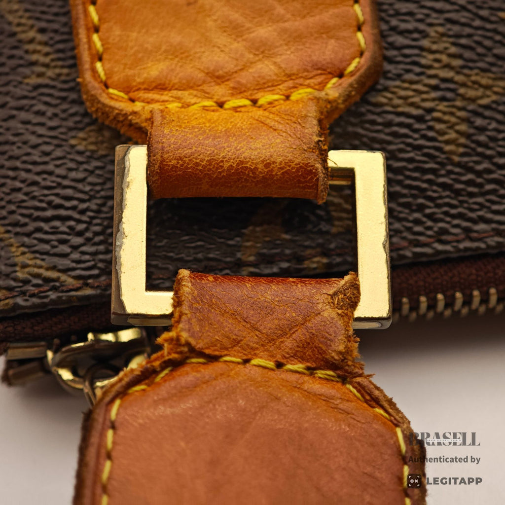 LOUIS VUITTON Pochette Bosphore M40044 Shoulder Bag Monogram 【ImportFeeFREE】