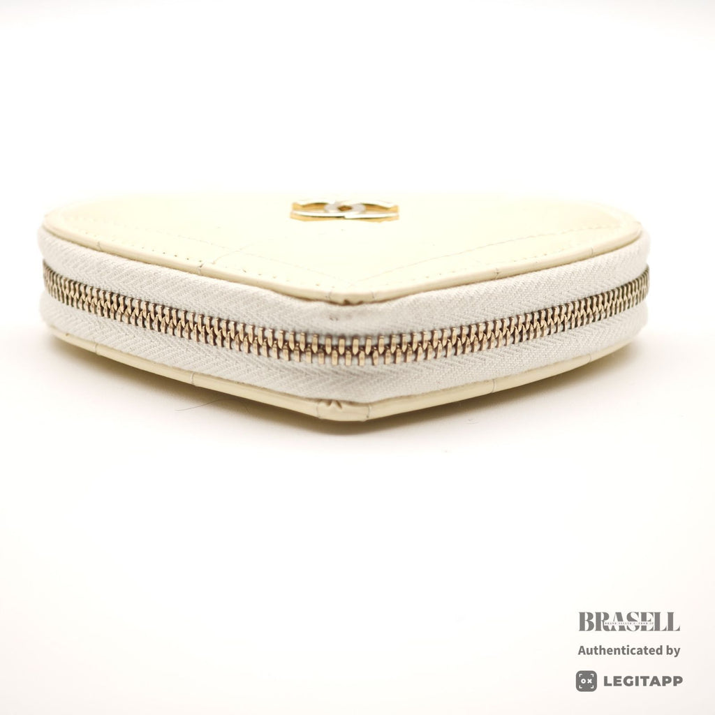 CHANEL Patent Leather Heart Pouch Mini Bag Black White Unisex【ImportFeeFREE】