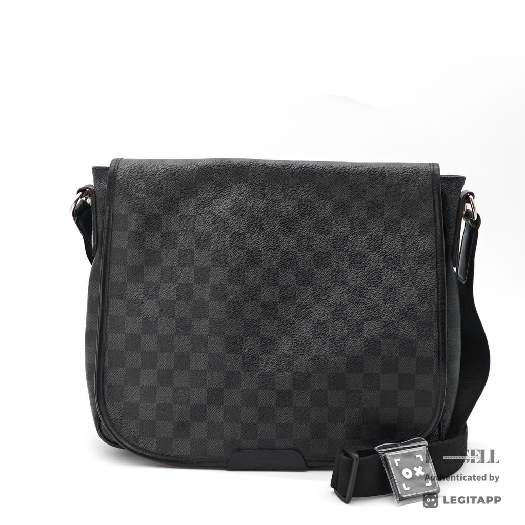 LOUIS VUITTON Damier Graphite Daniel MM N58029 Shoulder Bag【ImportFeeFREE】