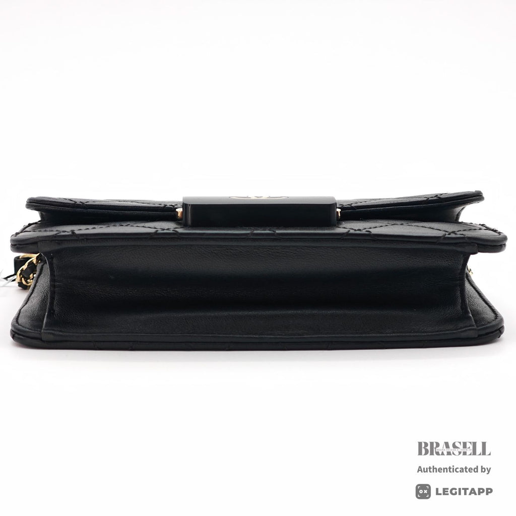 CHANEL Beauty Lock Matelasse Chain Shoulder Bag Flap 【ImportFeeFREE】