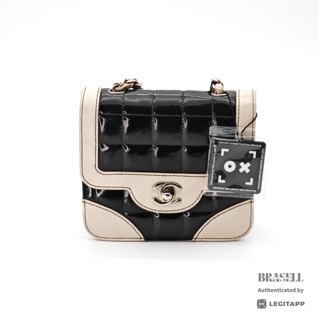 CHANEL Chocolate Bar Mini Chain Shoulder Bag Black White【ImportFeeFREE】
