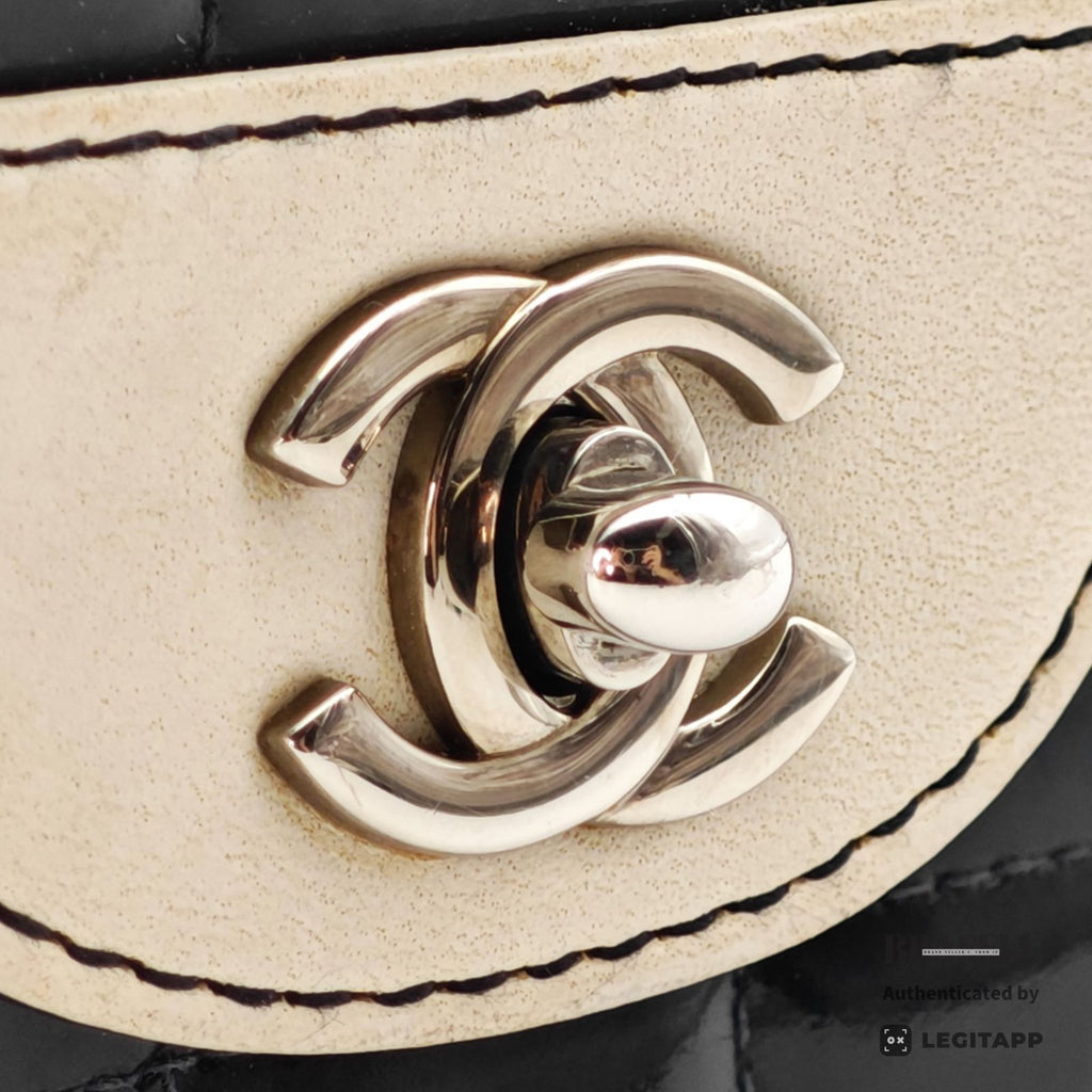 CHANEL Chocolate Bar Mini Chain Shoulder Bag Black White【ImportFeeFREE】