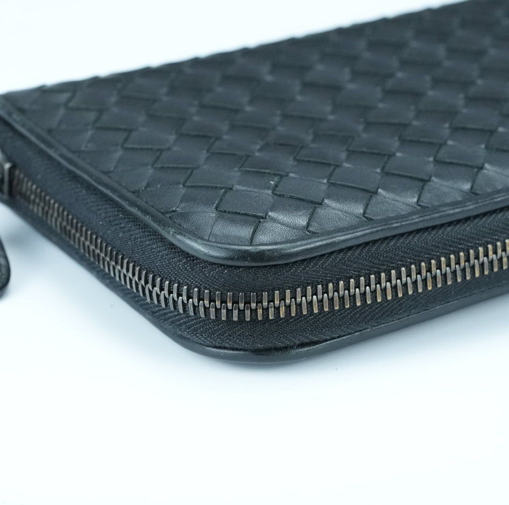 BOTTEGA VENETA Intrecciato Long Wallet Black for Men and Women