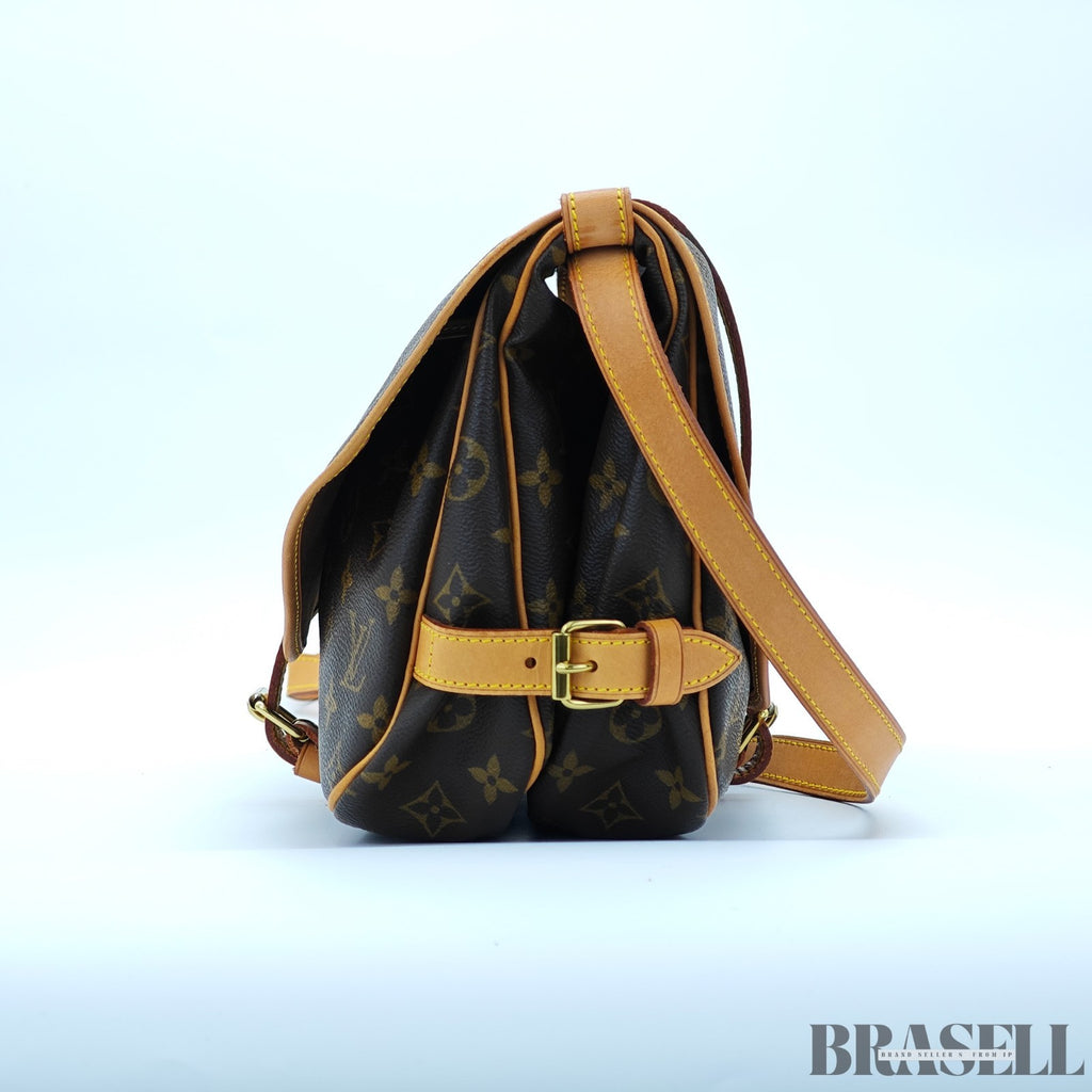 LOUIS VUITTON Saumur 30 Shoulder Bag M42256 Monogram Canvas Brown