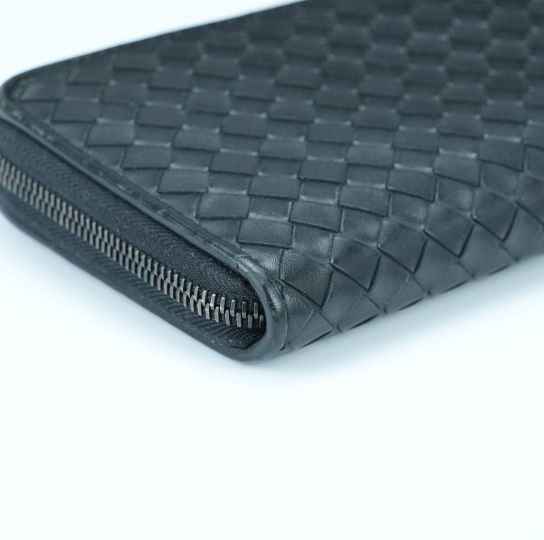 BOTTEGA VENETA Intrecciato Long Wallet Black for Men and Women