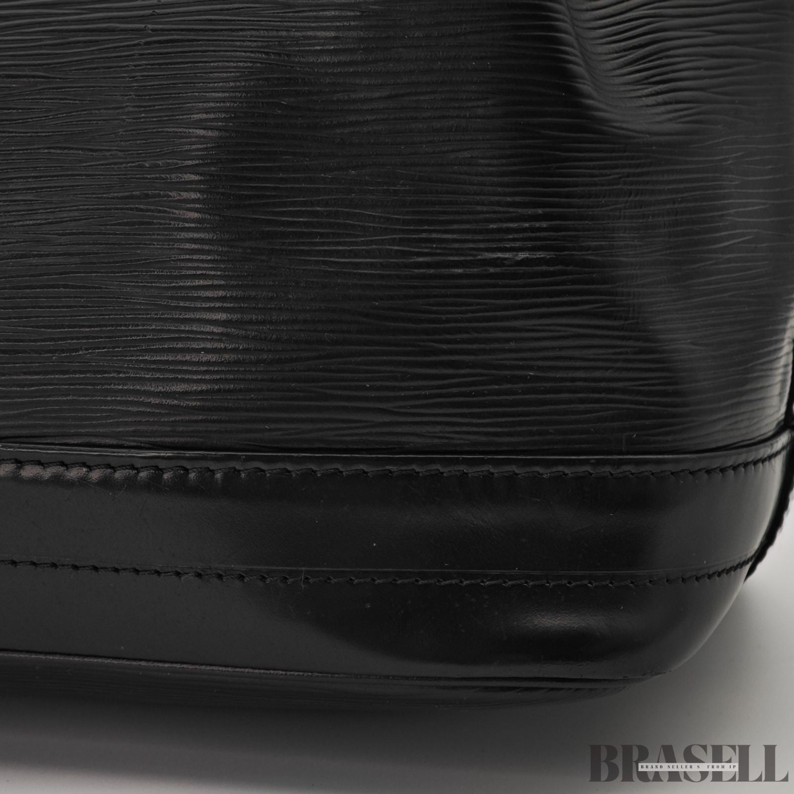 LOUIS VUITTON LV Noe Epi Shoulder Bag M59002 Epi Leather Black VI0963