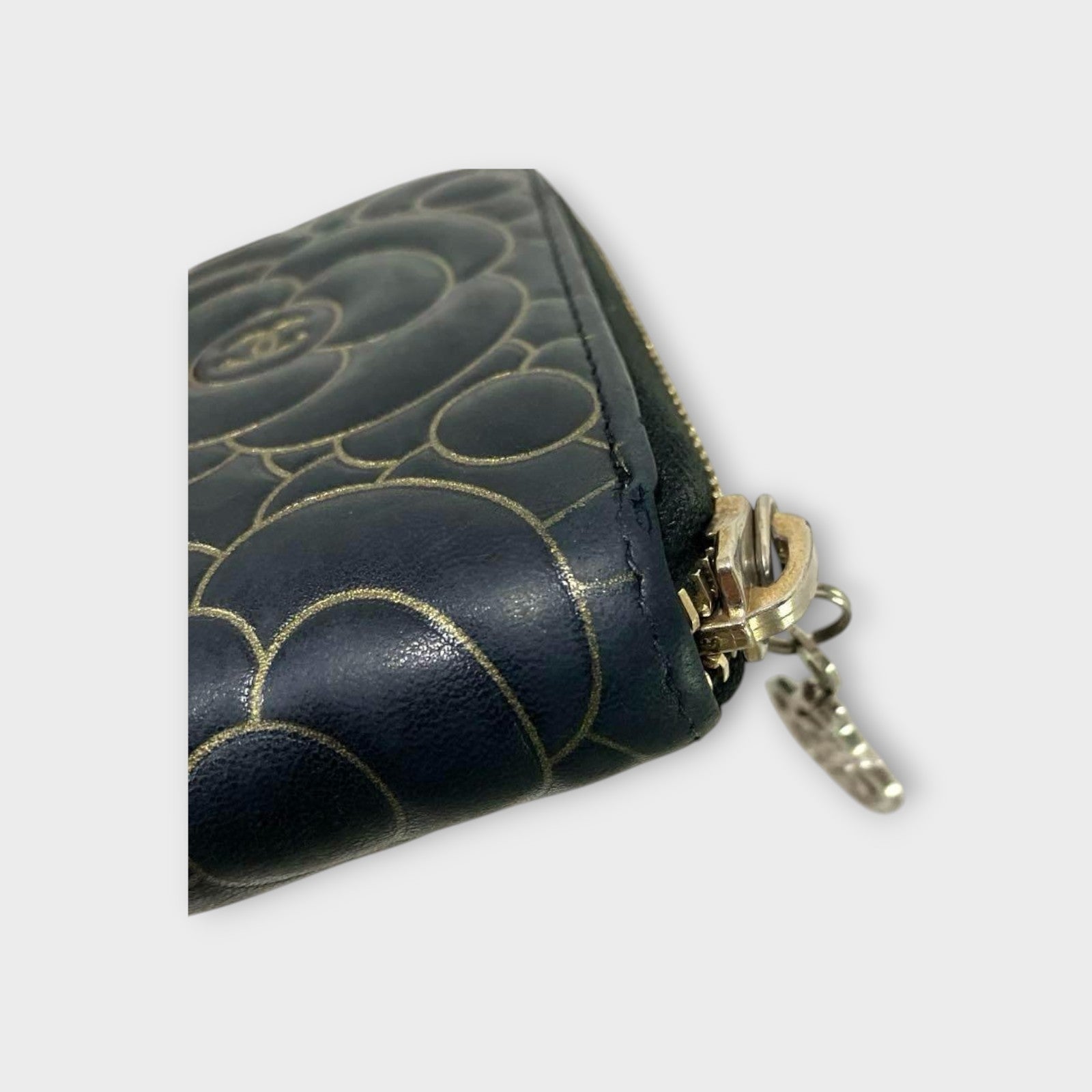 CHANEL Camellia Zippy Long Wallet with Gold Line and Coco Mark