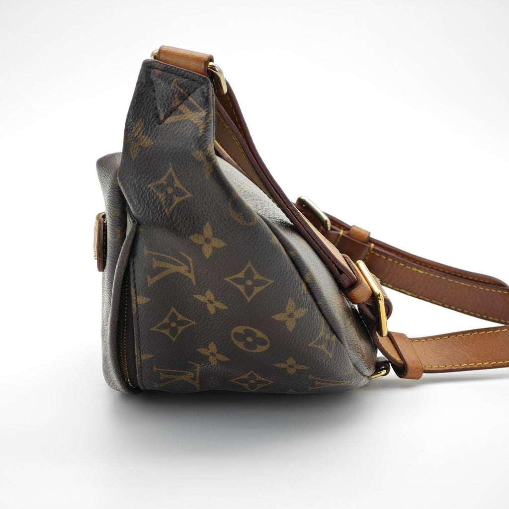 Louis Vuitton Monogram Canvas Body Bag M43644 Brown
