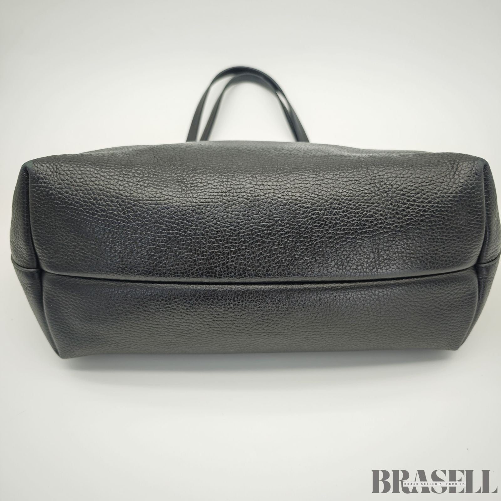 Ferragamo Gancini Tote Bag Black color Leather Women's