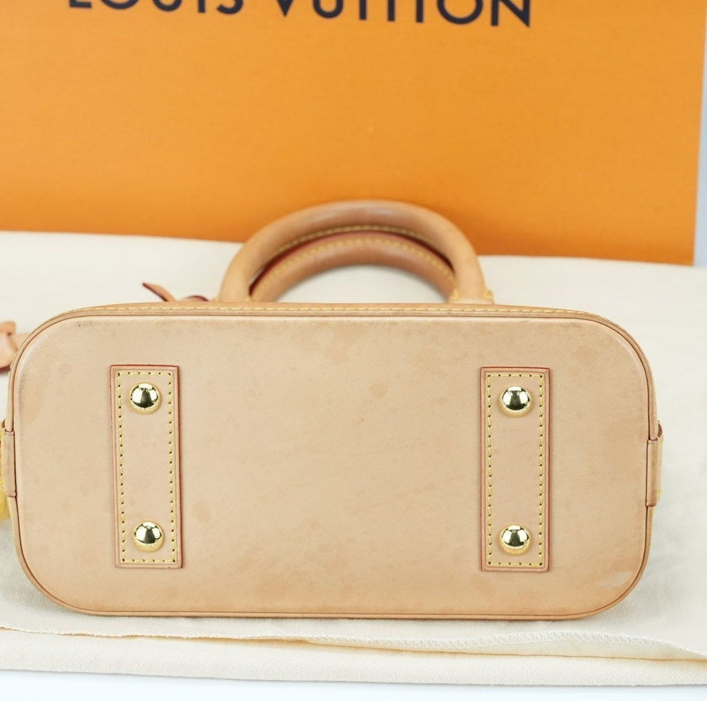 LOUIS VUITTON Monogram Alma BB Handbag M53152 Padlock Key