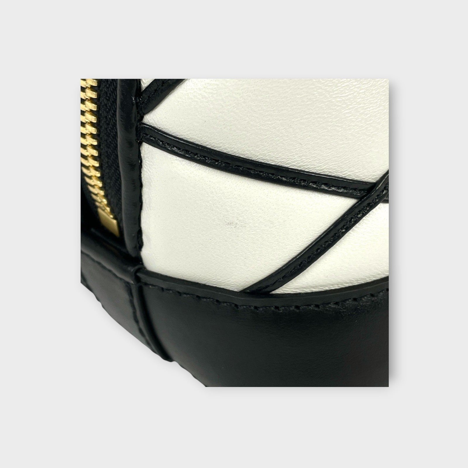 Louis Vuitton Alma BB 2-Way Shoulder Bag/Handbag Leather White M23761