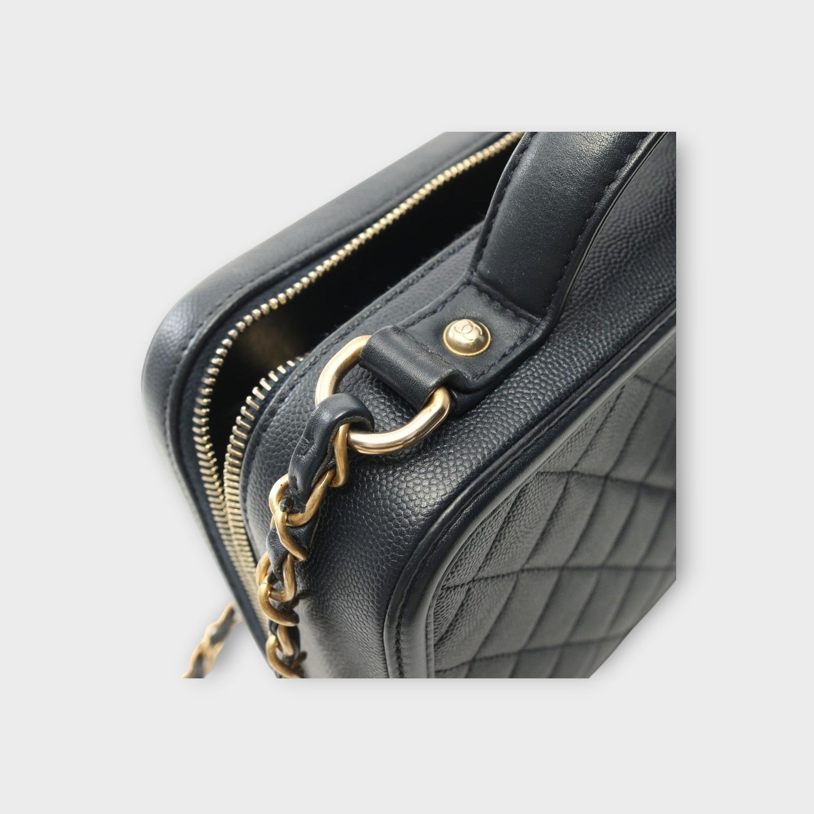 CHANEL CC Filigree Matelasse Shoulder Bag Navy Leather