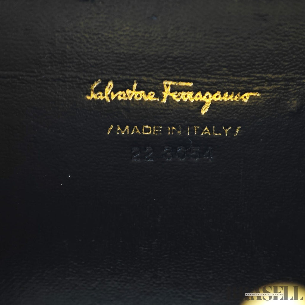 Salvatore Ferragamo Vara Ribbon 22-3054 Embossed Compact Shoulder Bag Black