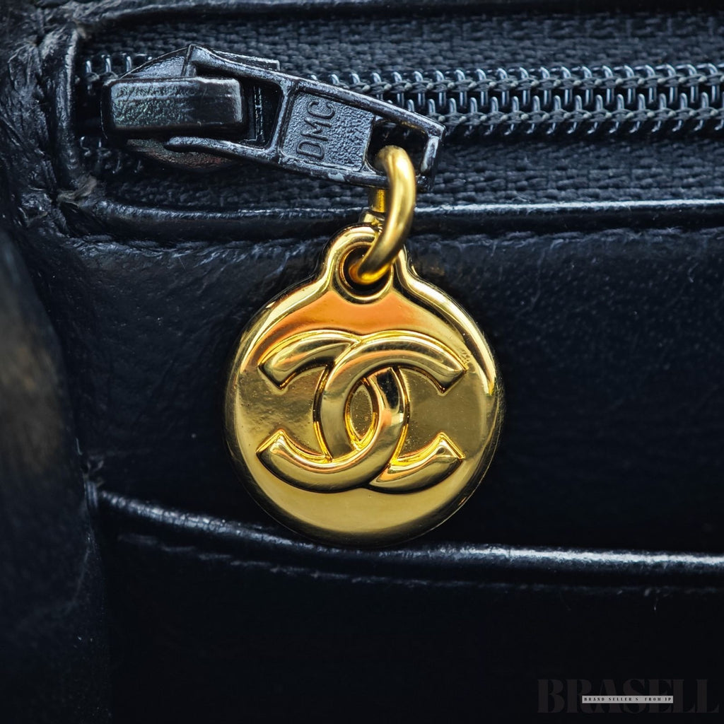 Chanel Matelassé Vintage Square Backpack 4B000272 Bag Flap Black Ladies