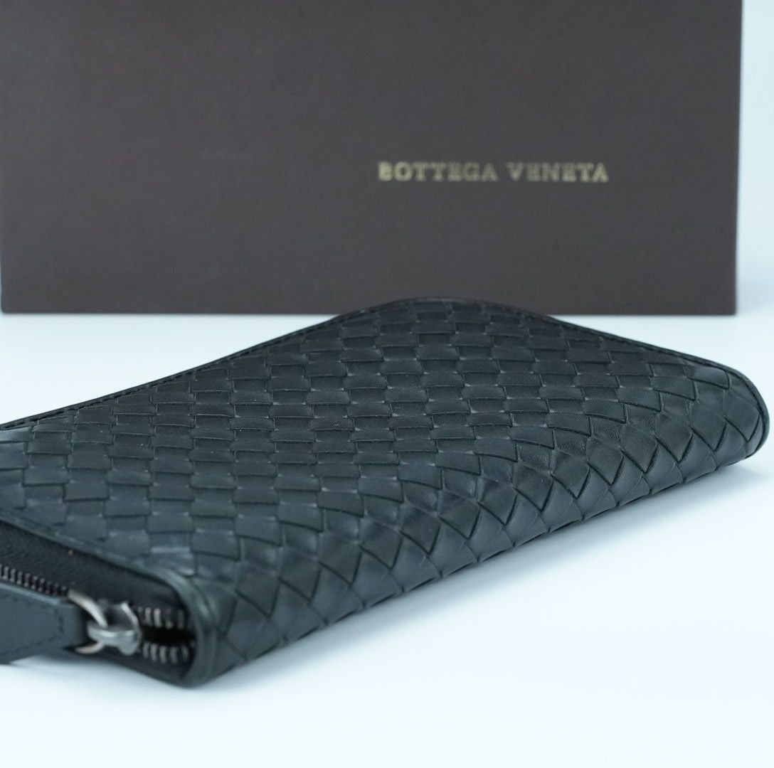 BOTTEGA VENETA Intrecciato Long Wallet Black for Men and Women