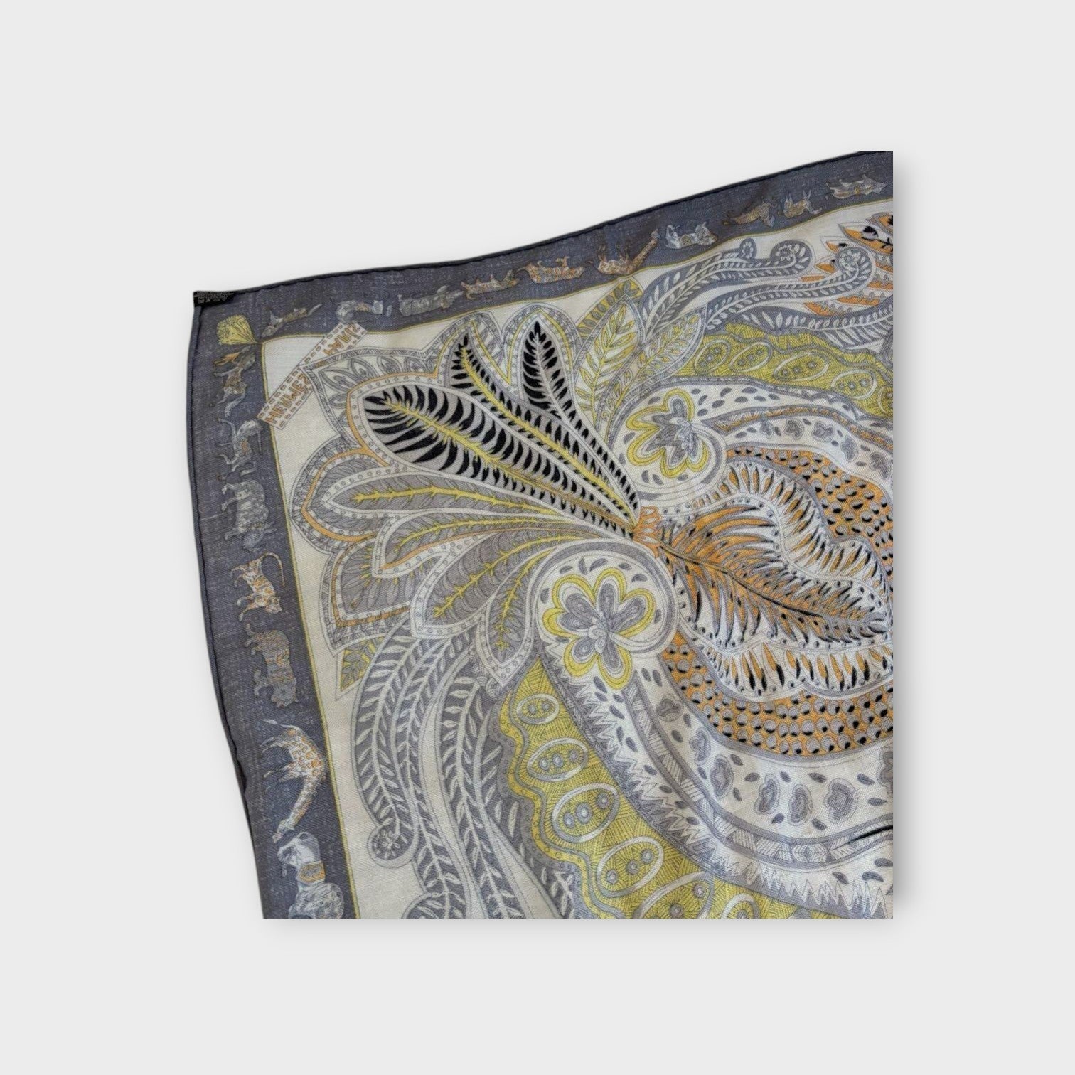 Hermès Carré 140 Herringbone "Jardin de la Maharani" Silk Scarf Bandana 【S】