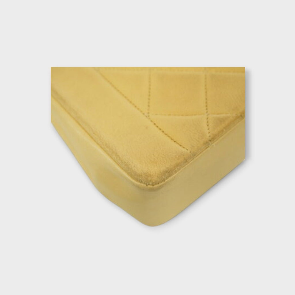 CHANEL Matelasse chain shoulder shoulder bag Diana. lambskin