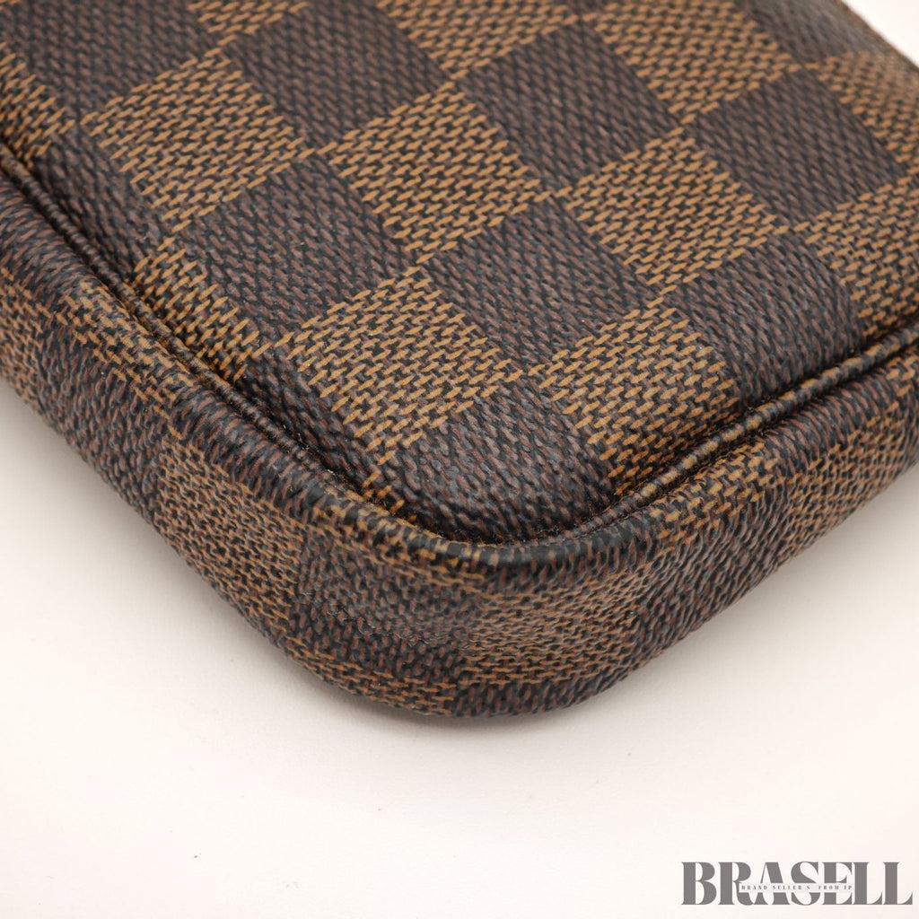 LOUIS VUITTON Damier Ebene Mini Pochette Accessoires Pouch N58009 Auth Brown
