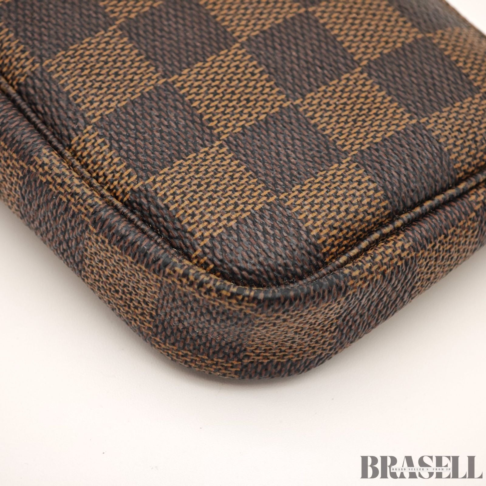 LOUIS VUITTON Damier Ebene Mini Pochette Accessoires Pouch N58009 Auth Brown
