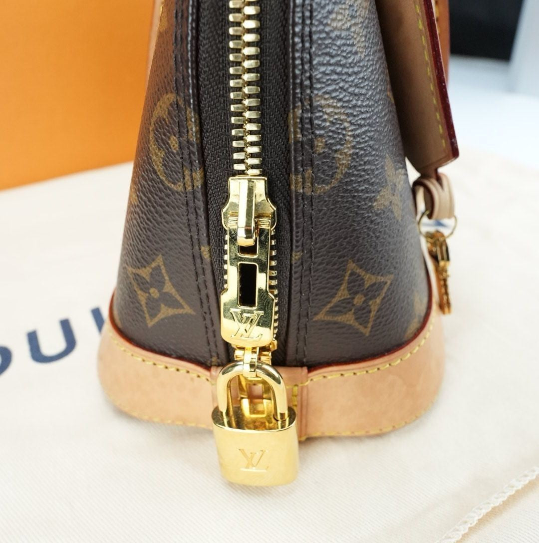 LOUIS VUITTON Monogram Alma BB Handbag M53152 Padlock Key