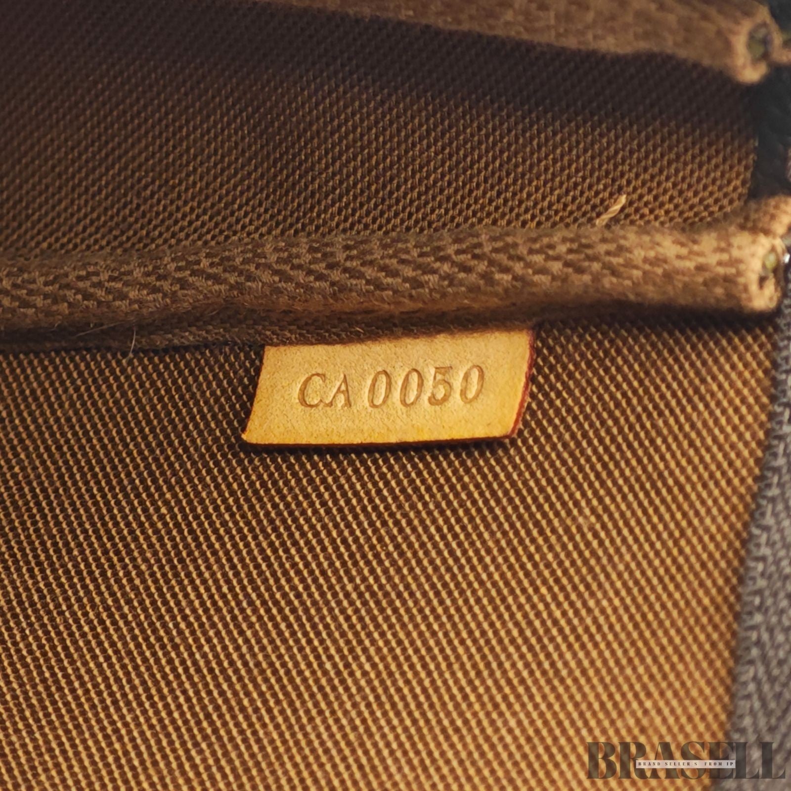 LOUIS VUITTON Pochette Accessoires M51980 Monogram Mini Handbag Brown Women’s