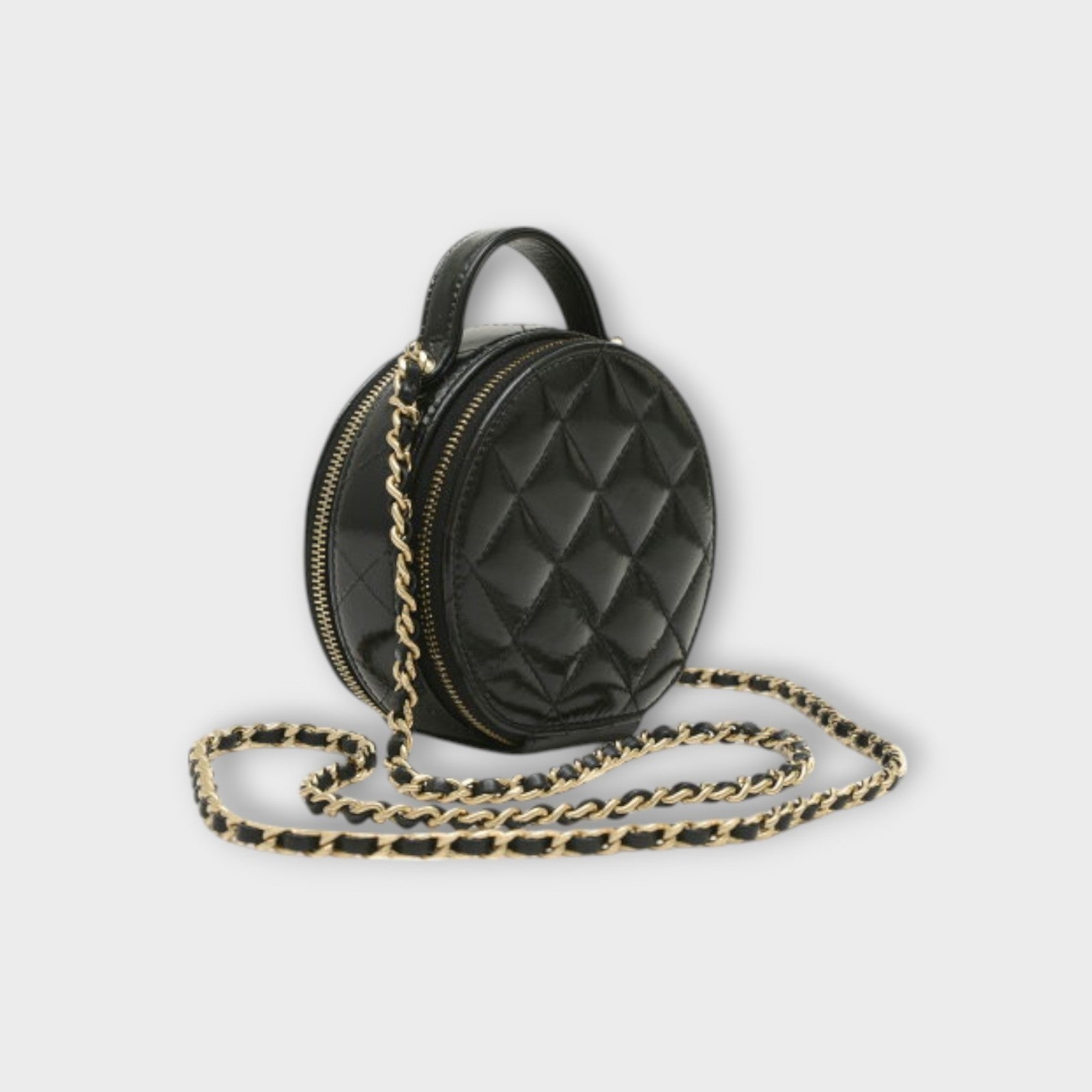 Chanel Matelasse Round Chain Shoulder Bag in Calfskin Black AP2502