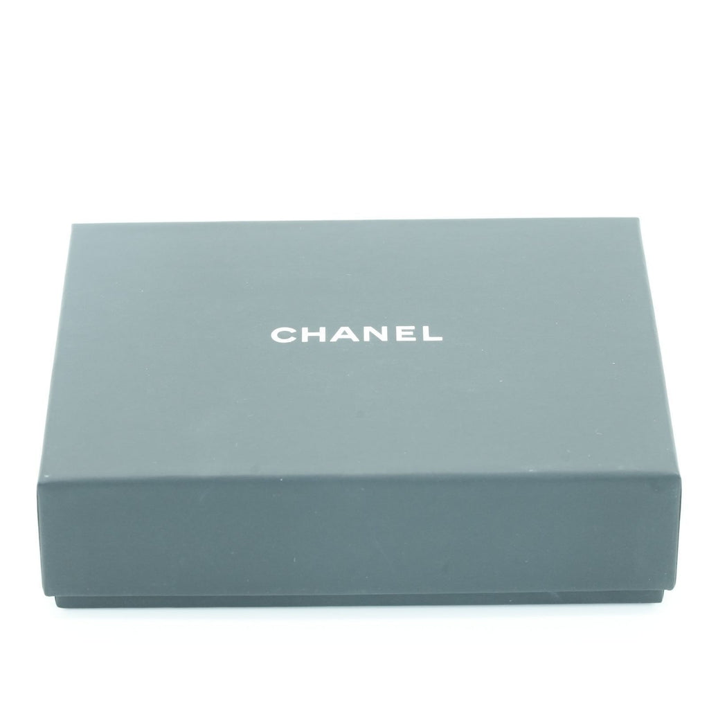 CHANEL Matelasse Bifold Wallet with Bill Compartment and Card Case Black