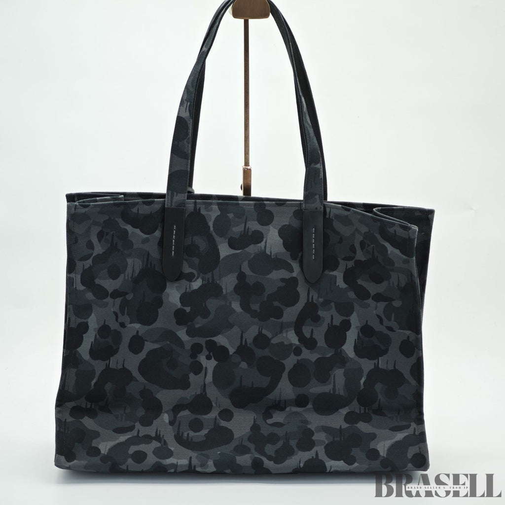 COACH Camo Print and Rexy Tote CCD11 A5F Dinosaur Tote Bag Black